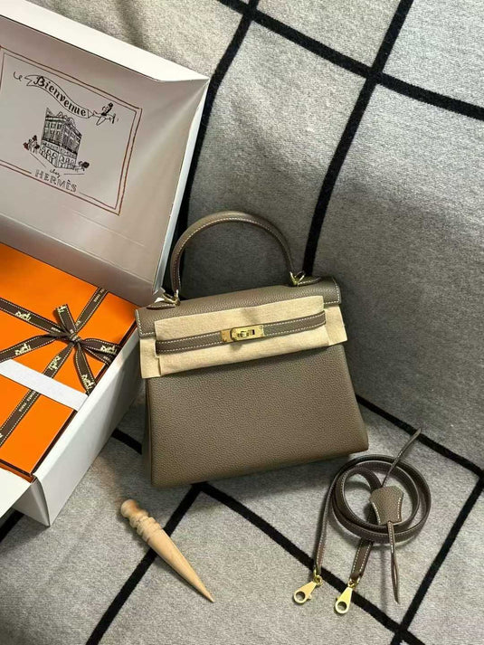 HERMÈS Collection